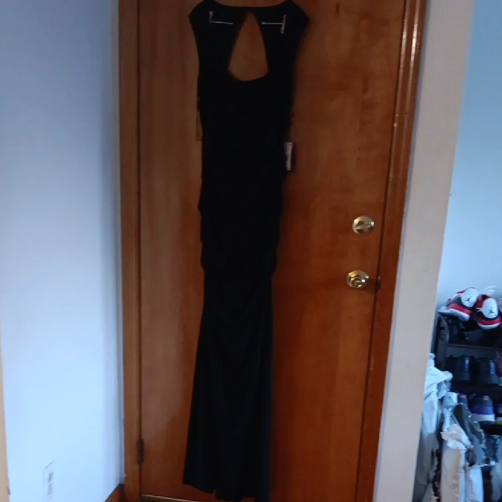 Adrianna Papell Black Sleeveless Evening Gown Size 6 NWT - Picture 1 of 8